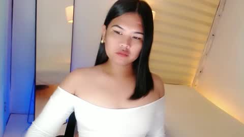 Snapshot of kayleepinay chatting on 10, 2, 2025 Y O U R F U T U R E K A Y L E E online show from 10, 2, 2025