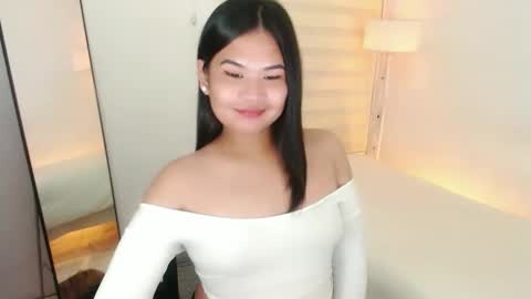 Snapshot of kayleepinay chatting on 6, 3, 2025 Y O U R F U T U R E K A Y L E E online show from 6, 3, 2025