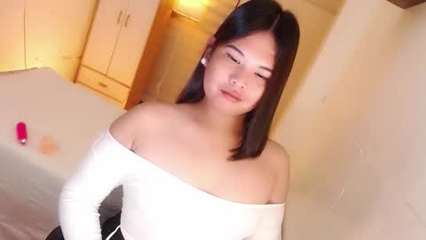 Snapshot of kayleepinay chatting on 29, 9, 2025 Y O U R F U T U R E K A Y L E E online show from 29, 9, 2025