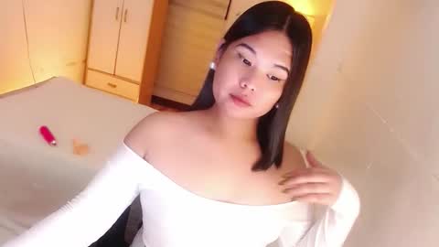 Snapshot of kayleepinay chatting on 30, 9, 2025 Y O U R F U T U R E K A Y L E E online show from 30, 9, 2025