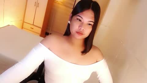 Snapshot of kayleepinay chatting on 8, 10, 2025 Y O U R F U T U R E K A Y L E E online show from 8, 10, 2025