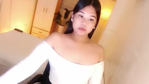 Snapshot of kayleepinay chatting on 5, 11, 2025 Y O U R F U T U R E K A Y L E E online show from 5, 11, 2025