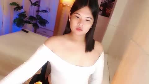 Snapshot of kayleepinay chatting on 20, 11, 2025 Y O U R F U T U R E K A Y L E E online show from 20, 11, 2025