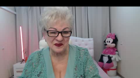 Snapshot of kaylesmoll chatting on 21, 4, 2026 kaylesmoll online show from 21, 4, 2026