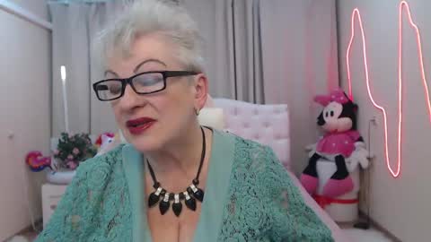 Snapshot of kaylesmoll chatting on 29, 5, 2026 kaylesmoll online show from 29, 5, 2026