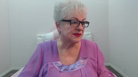 Snapshot of kaylesmoll chatting on 18, 7, 2026 kaylesmoll online show from 18, 7, 2026