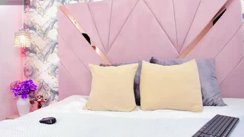 Kaylin Jann online show from 5, 2, 2026