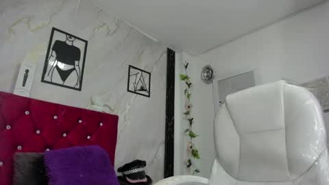 Snapshot of kazsandrah chatting on 28, 4, 2026 KAZSANDRAH online show from 28, 4, 2026