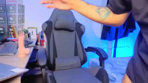 Alfred - INDEPENDIENT MODEL online show from 29, 3, 2026