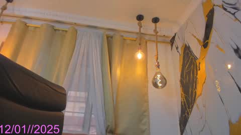 Snapshot of keila_mendoza chatting on 12, 1, 2025 Keila online show from 12, 1, 2025