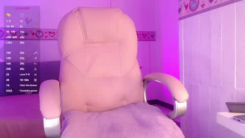 Snapshot of keily_gh1 chatting on 27, 1, 2025 KEILY online show from 27, 1, 2025