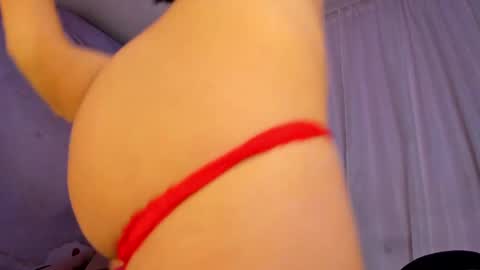 Snapshot of keira_angel_ chatting on 2, 2, 2025 Keira Angel online show from 2, 2, 2025