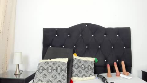   online show from 3, 10, 2025