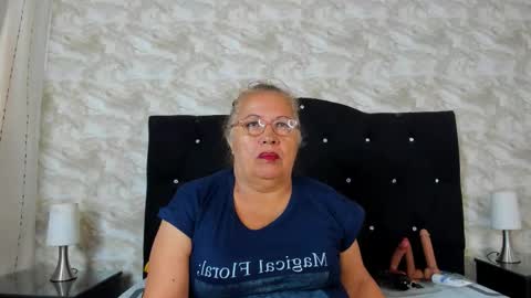   online show from 20, 10, 2025