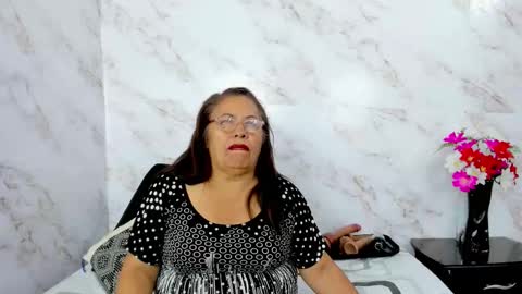   online show from 6, 11, 2025