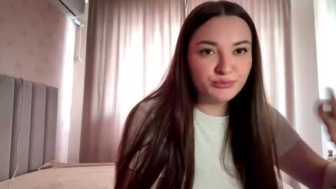 Snapshot of kellekarn chatting on 14, 4, 2026 Molly online show from 14, 4, 2026