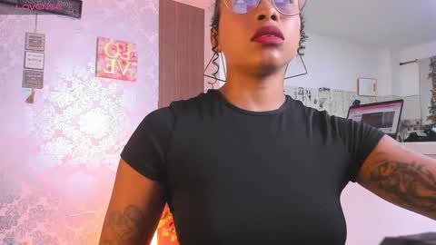 kelly__thomson online show from 19, 9, 2025