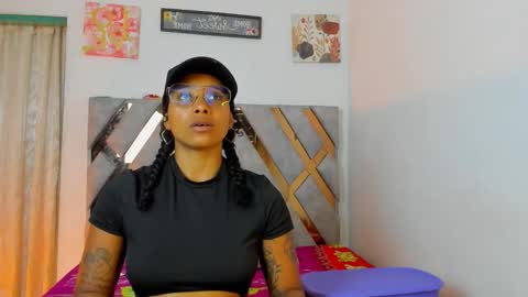 kelly__thomson online show from 18, 1, 2026