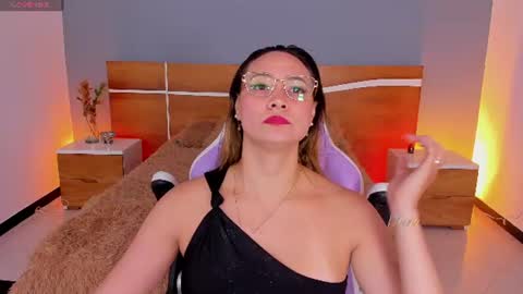 kelly_cute9 online show from 29, 6, 2026