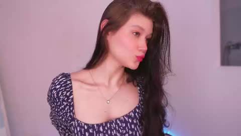 Snapshot of kelly_ember chatting on 9, 3, 2025 KELLY online show from 9, 3, 2025