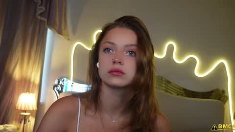 Snapshot of kelly_peachpiee chatting on 2, 3, 2026 Kelly online show from 2, 3, 2026