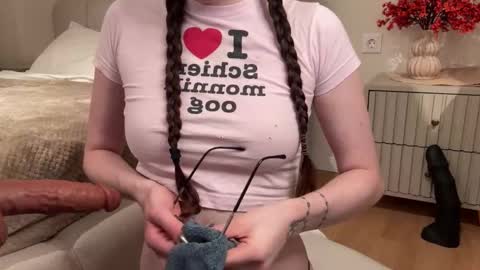 Snapshot of kellyberry__ chatting on 13, 9, 2025 Kelly online show from 13, 9, 2025