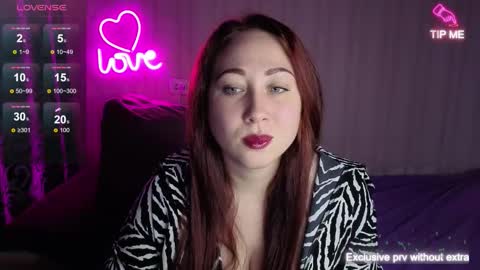 Snapshot of kellycrystall chatting on 28, 9, 2025 kellycrystall online show from 28, 9, 2025