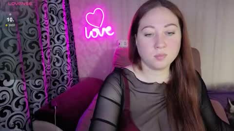 Snapshot of kellycrystall chatting on 2, 11, 2025 kellycrystall online show from 2, 11, 2025