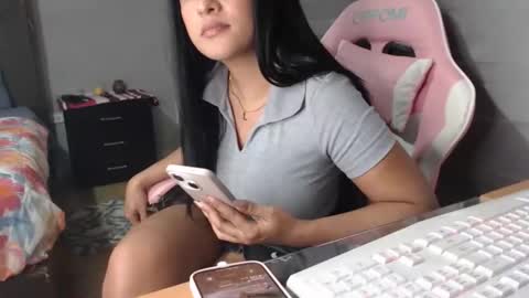 Kelly online show from 22, 4, 2026