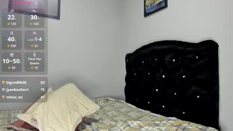 kellyMillian  online show from 11, 9, 2025