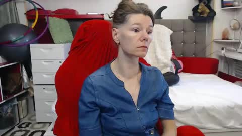 Snapshot of kellynumber chatting on 5, 2, 2025 kelly online show from 5, 2, 2025