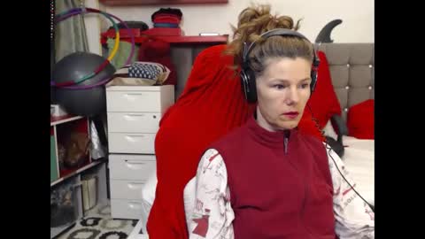 Snapshot of kellynumber chatting on 13, 2, 2025 kelly online show from 13, 2, 2025