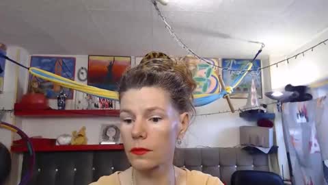 Snapshot of kellynumber chatting on 11, 10, 2025 kelly online show from 11, 10, 2025