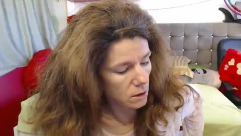 Snapshot of kellynumber chatting on 24, 11, 2025 kelly online show from 24, 11, 2025