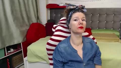 Snapshot of kellynumber chatting on 1, 12, 2025 kelly online show from 1, 12, 2025