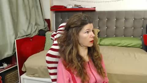 Snapshot of kellynumber chatting on 2, 12, 2025 kelly online show from 2, 12, 2025