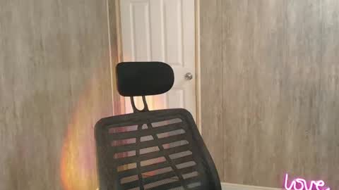 Snapshot of kellys_hot_assxx chatting on 8, 3, 2025 KELLY MCDOLEN online show from 8, 3, 2025