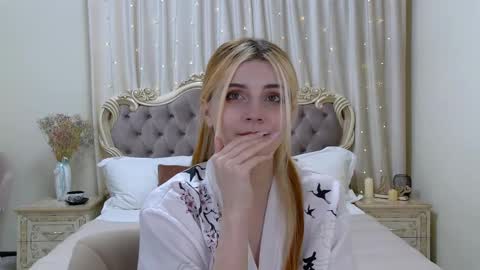 Kelly Stoneys online show from 28, 1, 2025