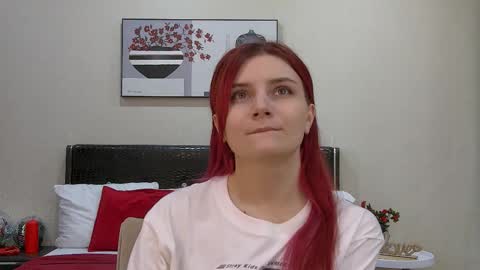 Kelly Stoneys online show from 28, 9, 2025