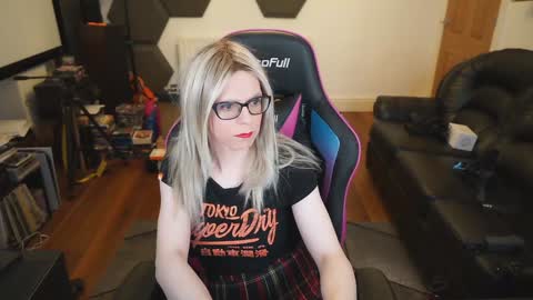 Snapshot of kelseycobalt chatting on 12, 12, 2024 kelseycobalt online show from 12, 12, 2024