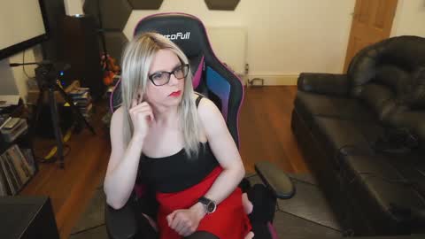 Snapshot of kelseycobalt chatting on 4, 2, 2025 kelseycobalt online show from 4, 2, 2025