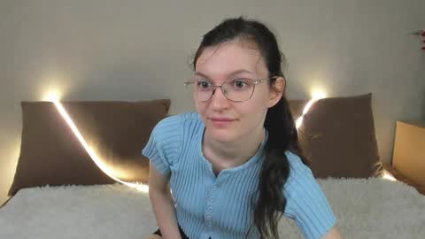 Kelsirabenold online show from 18, 3, 2026