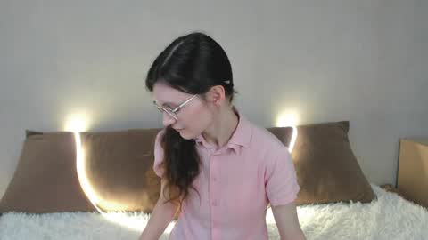 Kelsirabenold online show from 3, 4, 2026