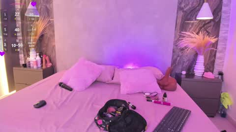 Snapshot of kendall97 chatting on 6, 2, 2025 Natty online show from 6, 2, 2025