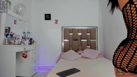 Snapshot of kendall_ewers chatting on 7, 11, 2025 Kendall ewers online show from 7, 11, 2025