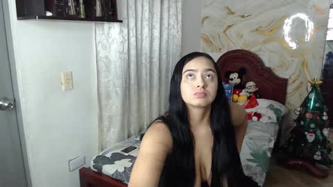 Snapshot of kendall_morry chatting on 5, 12, 2025 kendall online show from 5, 12, 2025