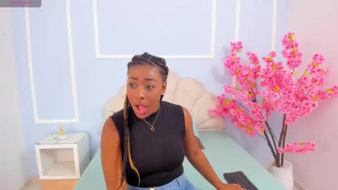 Snapshot of kendallbleer chatting on 5, 2, 2025 kendallbleer online show from 5, 2, 2025