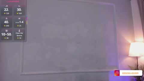 Snapshot of kendallbleer chatting on 21, 10, 2025 kendallbleer online show from 21, 10, 2025