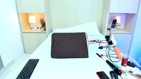 Kendal online show from 27, 12, 2024