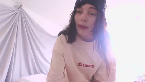 Snapshot of kendalltyler chatting on 10, 9, 2025 kendall online show from 10, 9, 2025